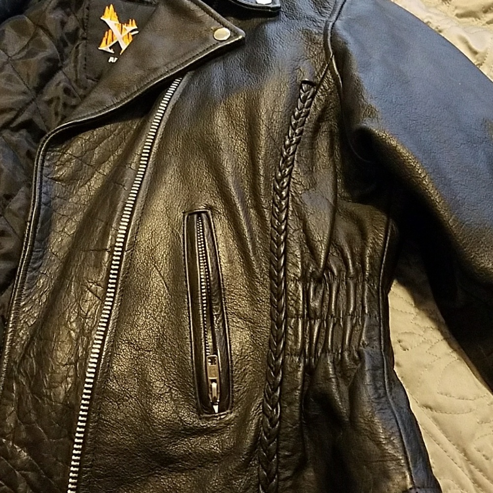 Leather Jacket - Picture 4 of 4